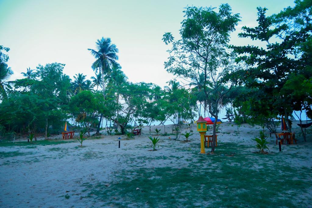 Autumn Moon Beach Cabanas Tangalle Eksteriør bilde