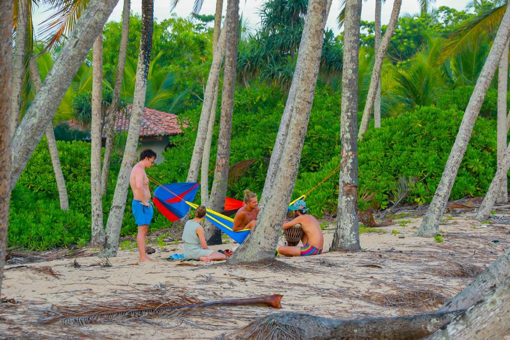 Autumn Moon Beach Cabanas Tangalle Eksteriør bilde